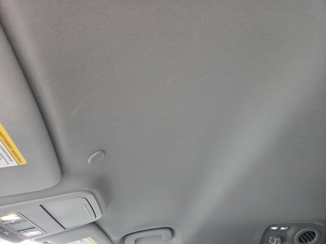 Certified 2022 Ford Explorer XLT w/ Equipment Group 202A image 22