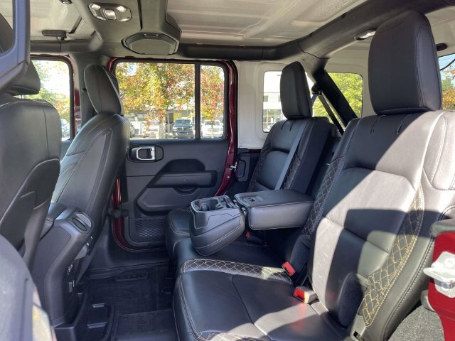 Used 2021 Jeep Wrangler Unlimited Sahara AWD/4WD image 16