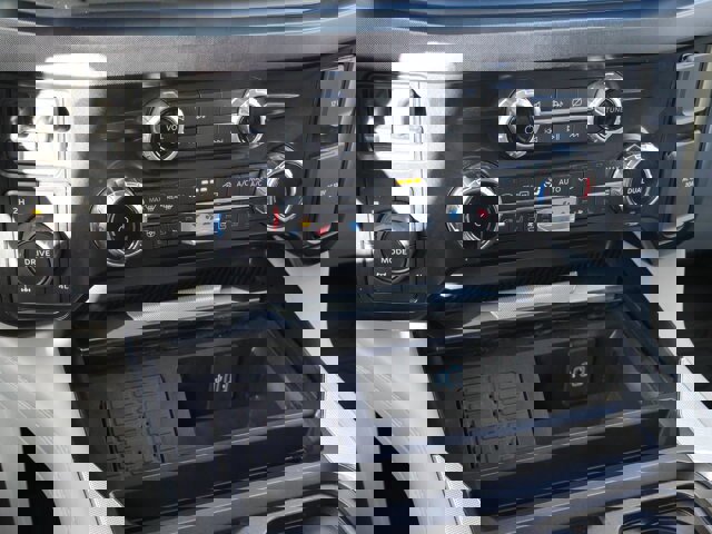 Certified 2024 Ford F350 Limited image 19