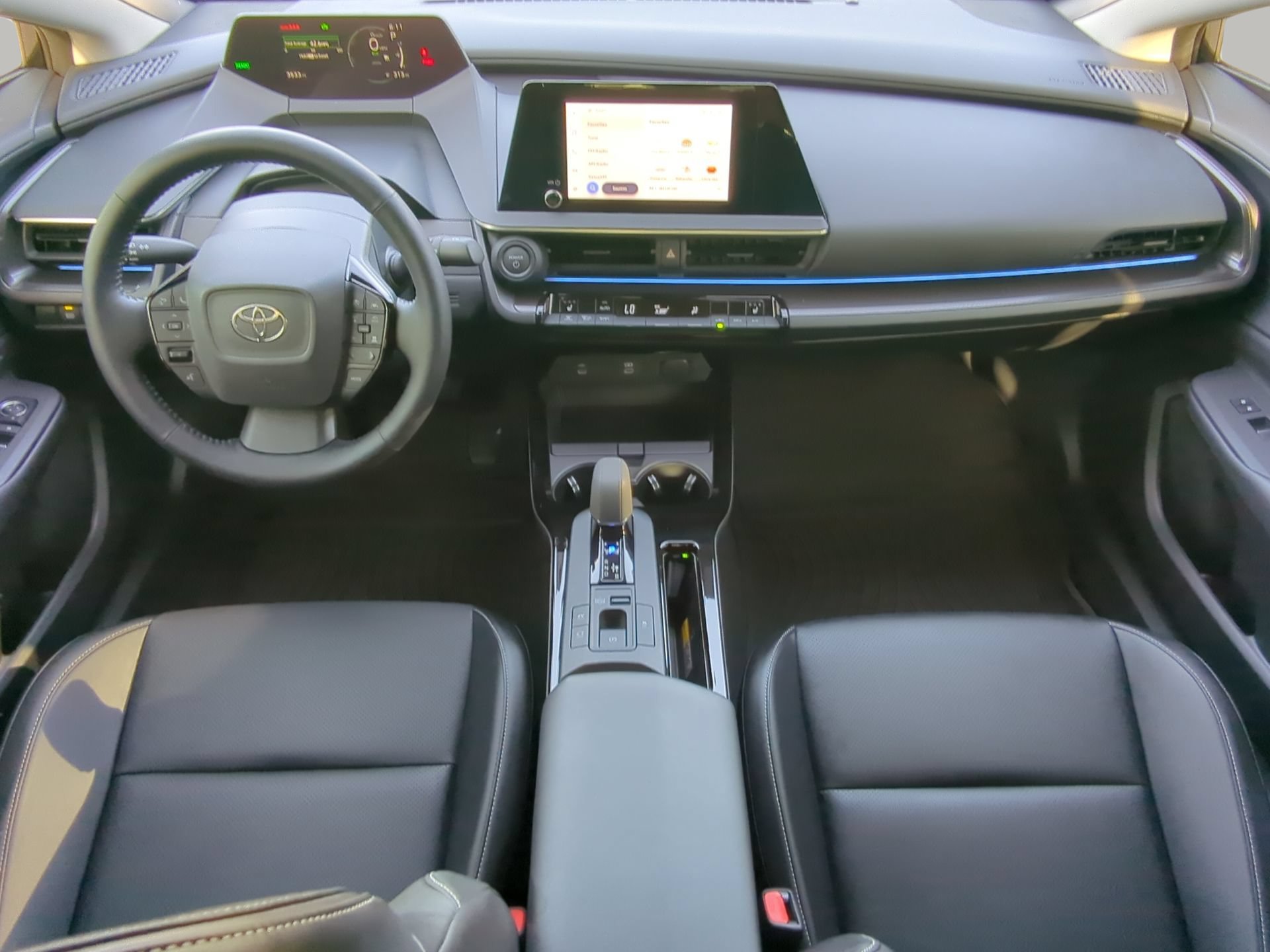 Used 2026 Toyota Prius FWD image 49