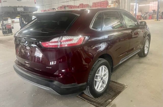 Certified 2022 Ford Edge SEL w/ Convenience Package AWD/4WD image 6