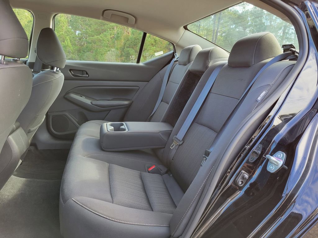 Used 2024 Nissan Altima 2.5 SV image 17