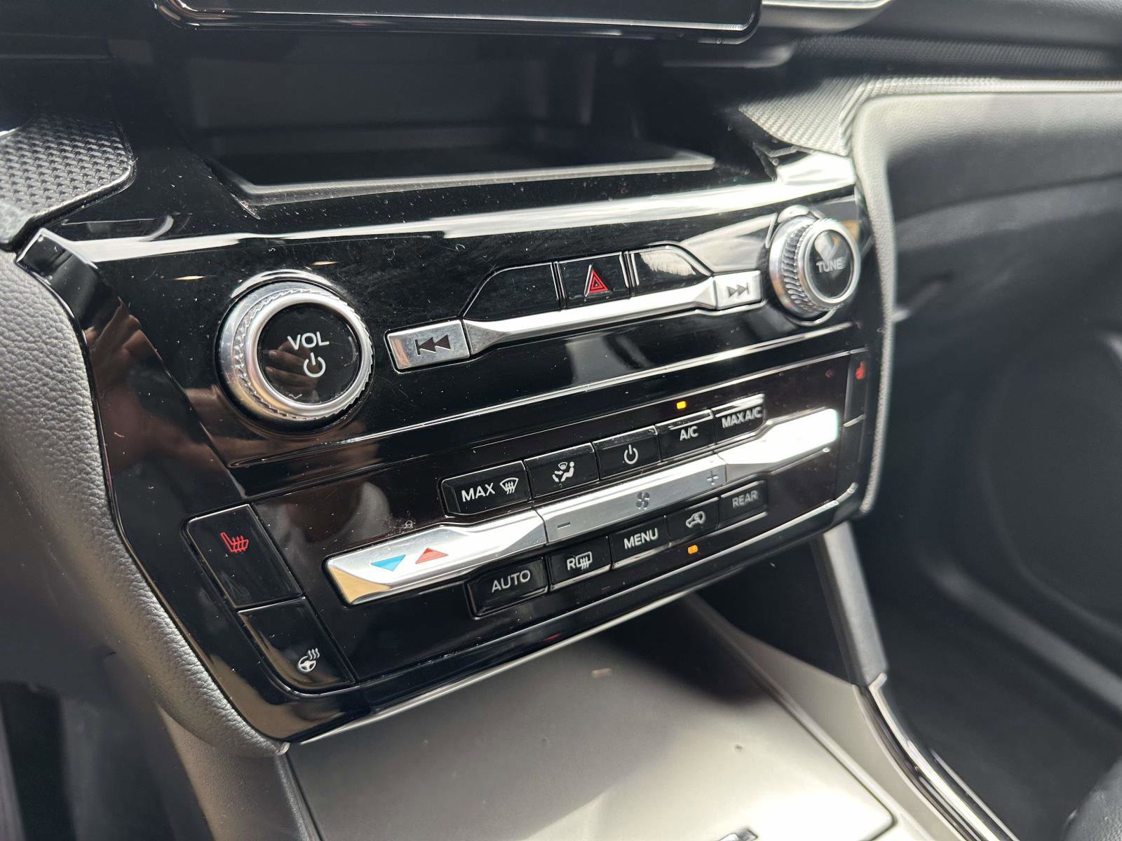 Certified 2022 Ford Explorer ST w/ ST Street Pack image 24