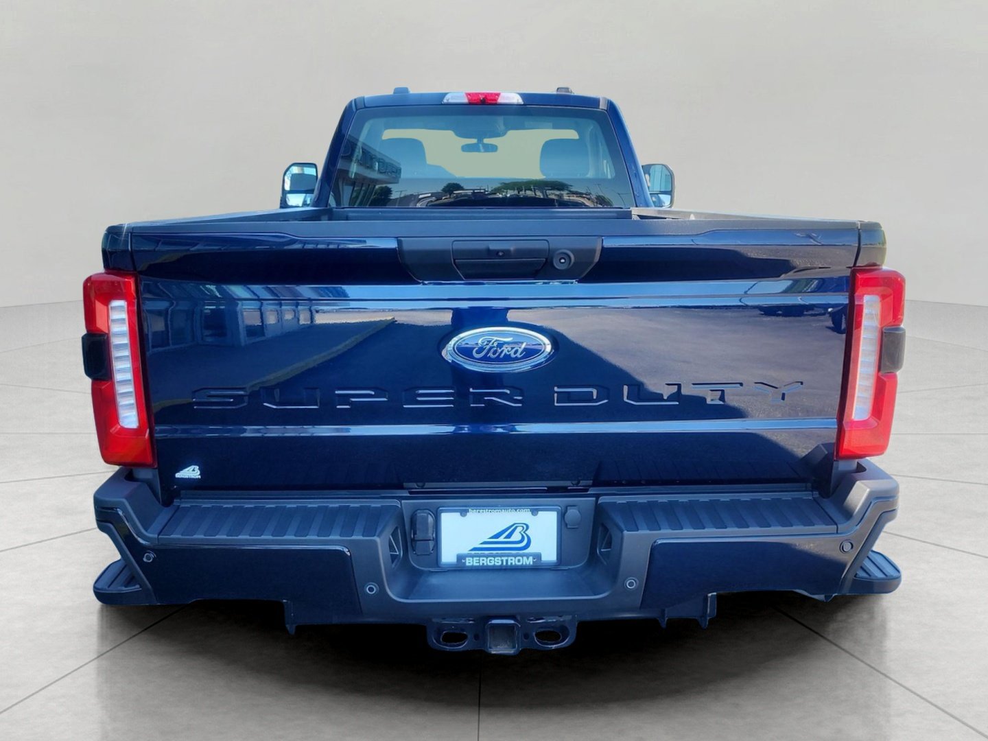 Certified 2025 Ford F350 XL w/ STX Appearance Package AWD/4WD image 8