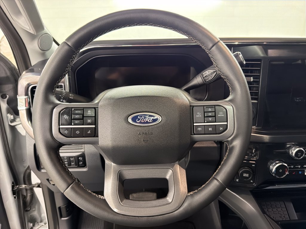 Certified 2026 Ford F350 Lariat w/ Lariat Ultimate Package AWD/4WD image 21