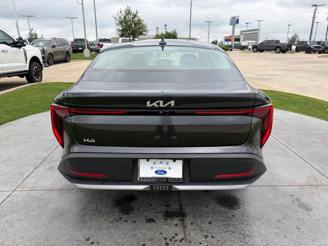 Used 2025 Kia K4 LXS FWD image 2