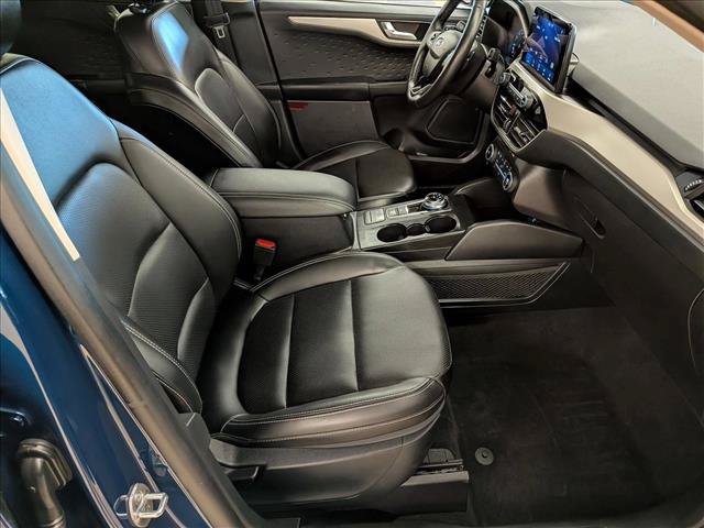 Certified 2020 Ford Escape SEL AWD/4WD image 24
