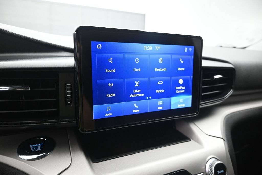 Certified 2023 Ford Explorer XLT RWD image 22