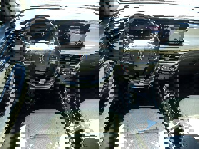 Used 2024 Buick Encore GX Sport Touring w/ Comfort Package AWD/4WD image 16