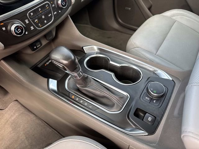Used 2021 Chevrolet Traverse Premier image 26