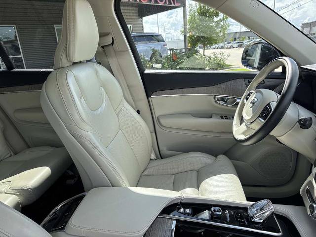 Used 2023 Volvo XC90 B6 Ultimate AWD/4WD image 12