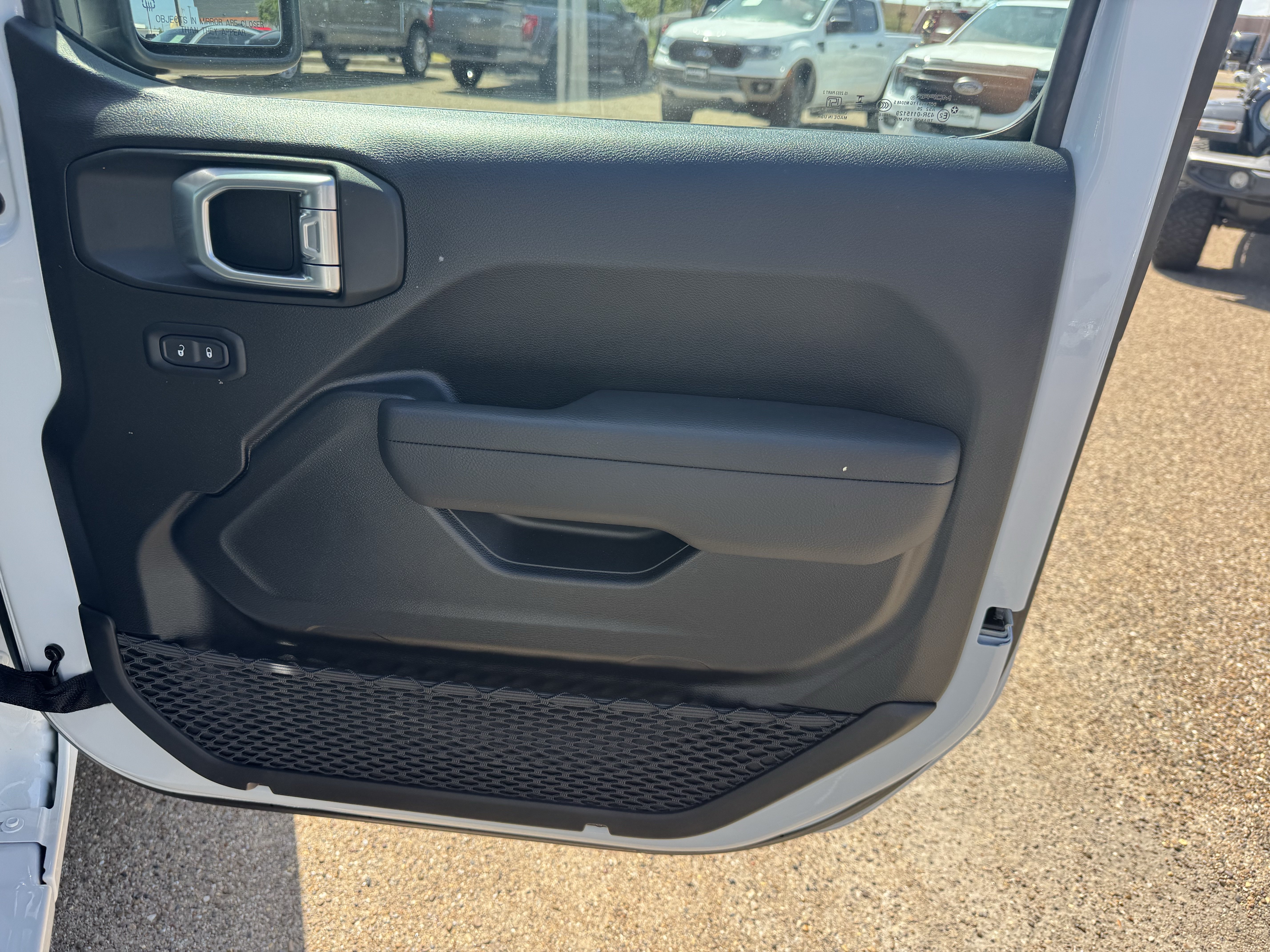 Used 2026 Jeep Wrangler Unlimited Sport AWD/4WD image 33