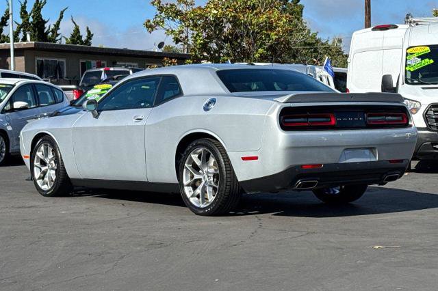 Used 2022 Dodge Challenger GT image 3