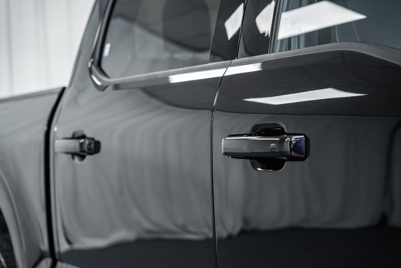 Certified 2023 Ford F150 Lariat w/ Equipment Group 502A High image 14