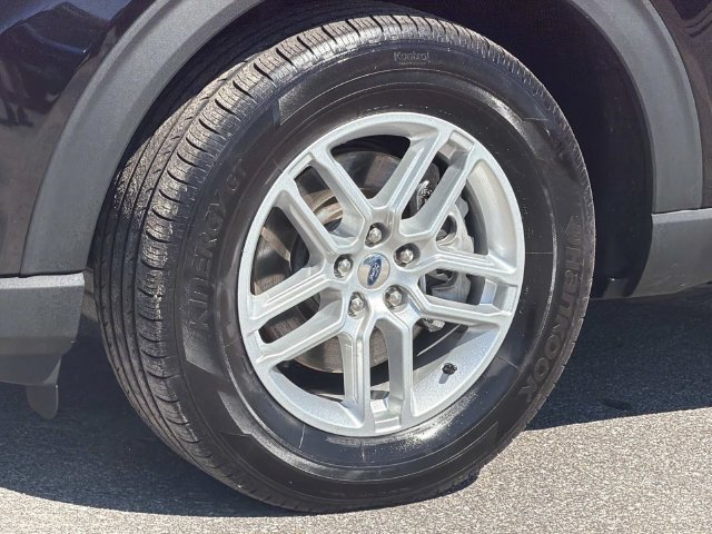 Certified 2025 Ford Explorer Active AWD/4WD image 13