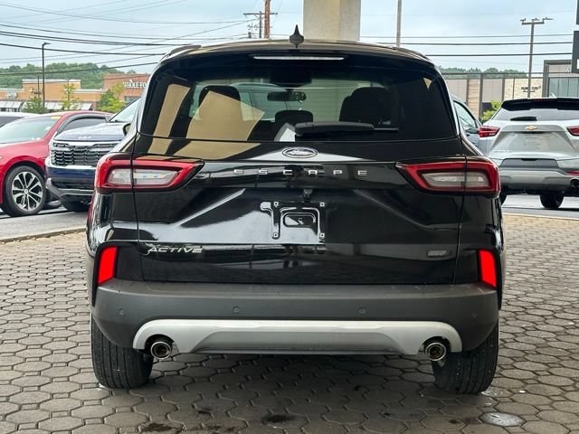 Certified 2023 Ford Escape Active w/ Tech Pack #2 FWD image 5