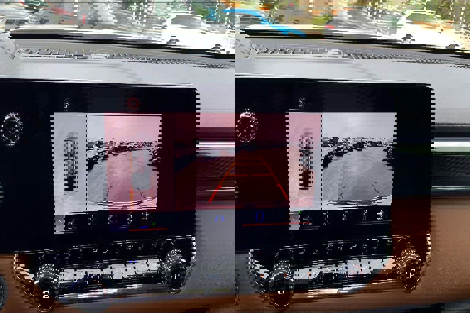 Used 2024 GMC Canyon AT4 w/ AT4 Premium Package image 26