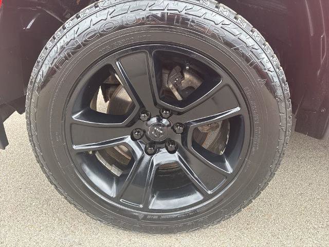 Used 2022 RAM 1500 Big Horn w/ Night Edition image 9