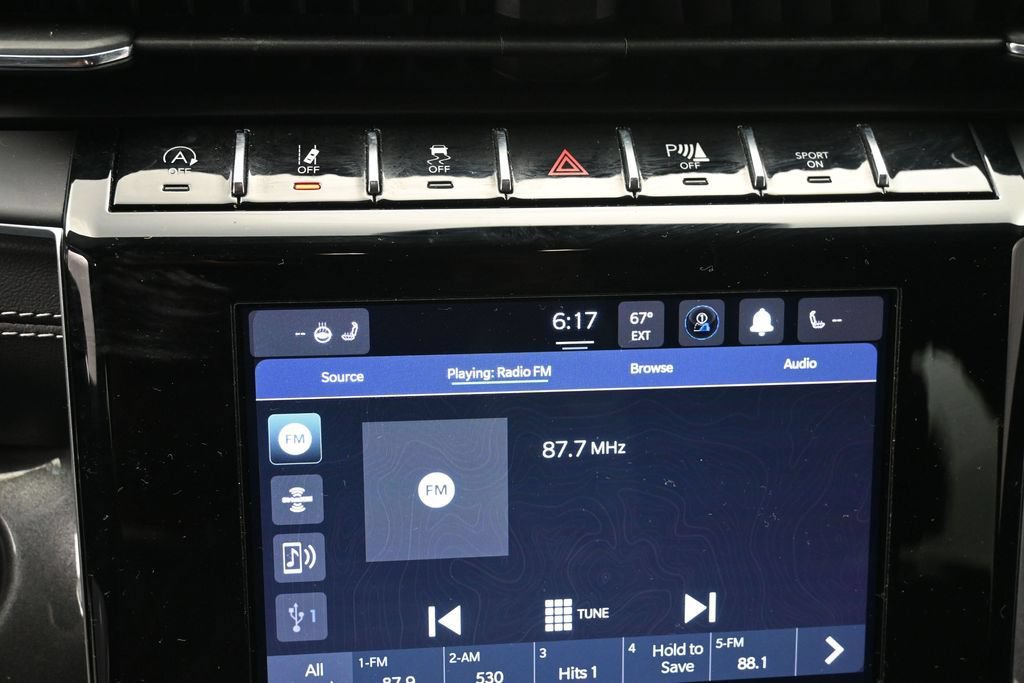 Used 2023 Jeep Grand Cherokee L Laredo AWD/4WD image 11
