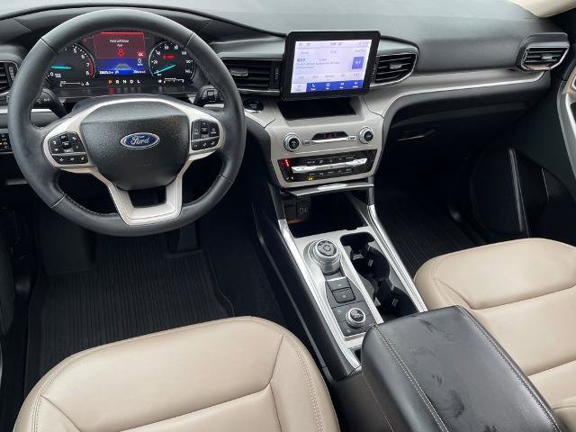Certified 2023 Ford Explorer XLT w/ Equipment Group 202A image 13