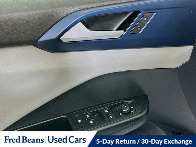 Used 2023 Volkswagen Taos SE w/ Panoramic Sunroof Package AWD/4WD image 20