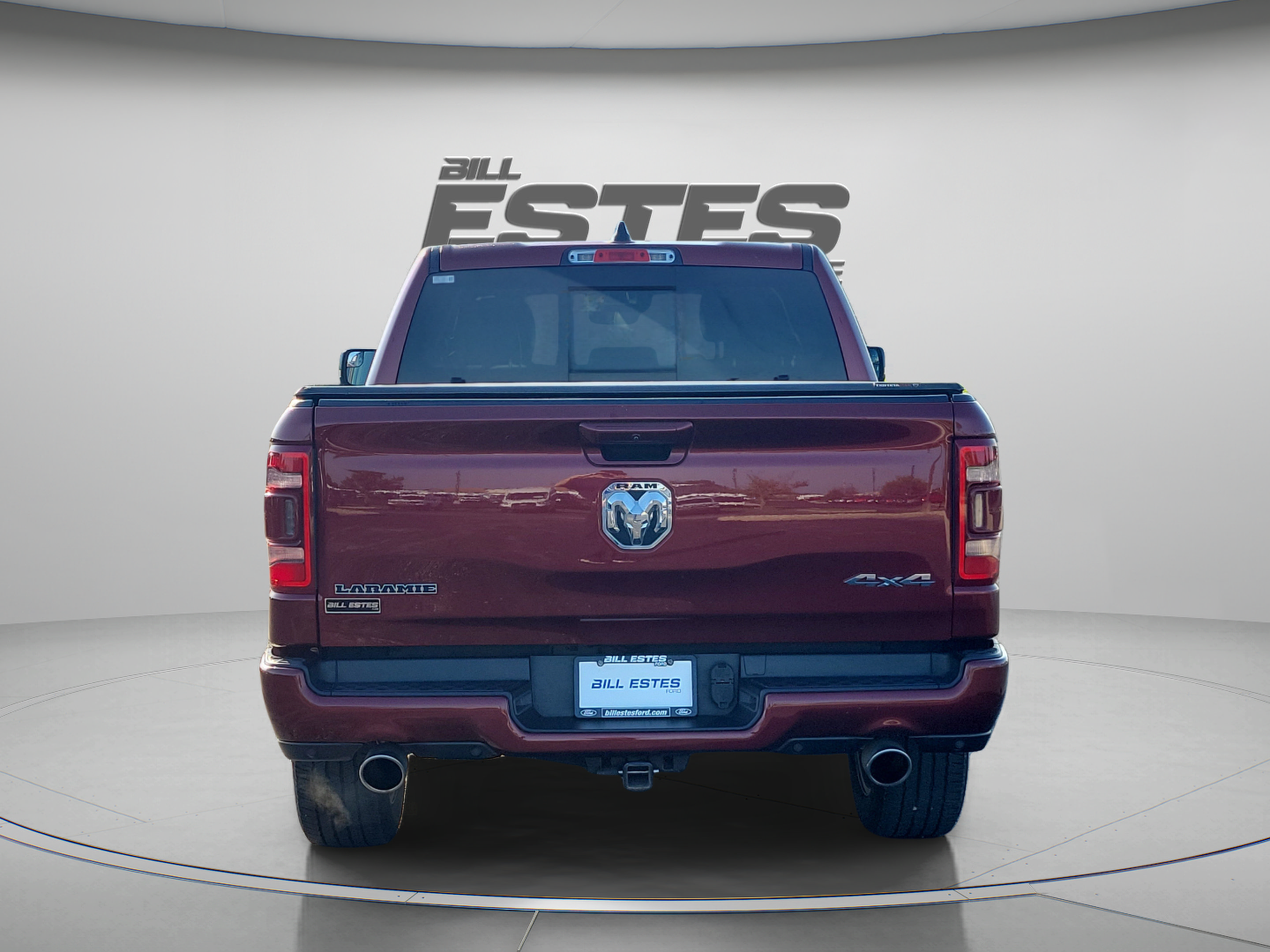 Used 2023 RAM 1500 Laramie AWD/4WD image 3