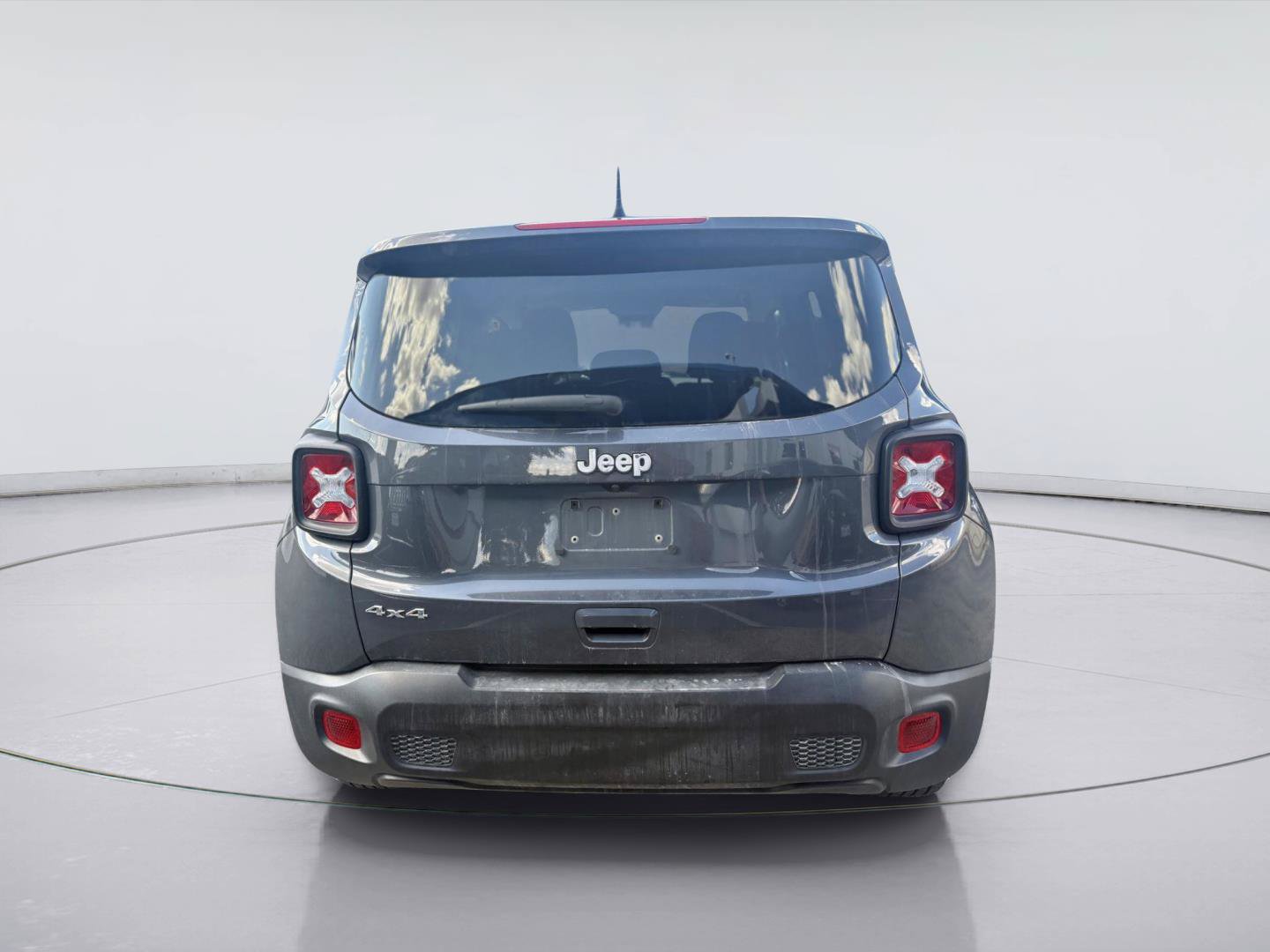 Used 2023 Jeep Renegade Latitude AWD/4WD image 4