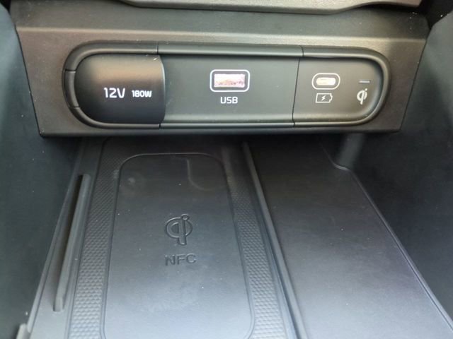 Used 2024 Kia Telluride SX w/ Towing Package image 23