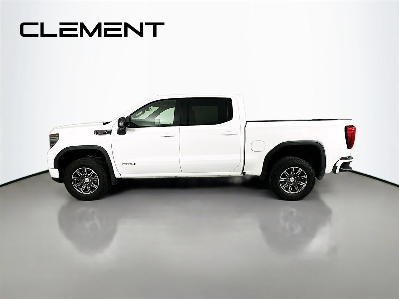 Used 2025 GMC Sierra 1500 AT4 AWD/4WD image 6