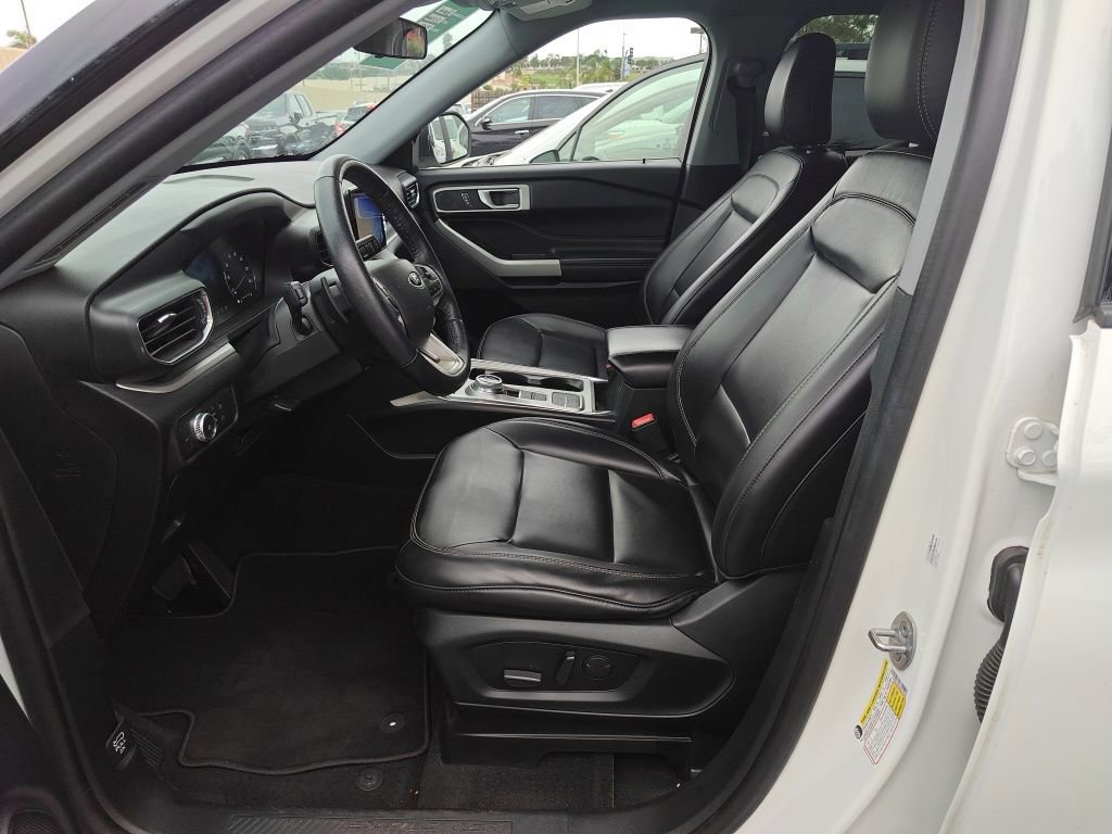 Certified 2021 Ford Explorer XLT image 8