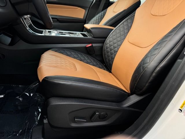 Certified 2024 Ford Edge Titanium w/ Titanium Elite Package AWD/4WD image 6