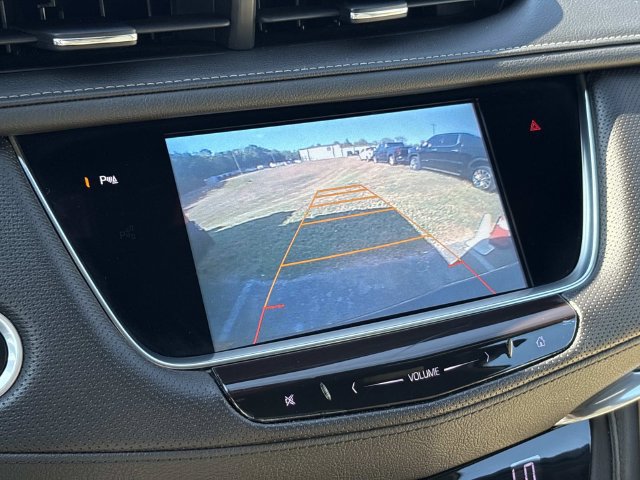 Used 2017 Cadillac XT5 FWD image 31