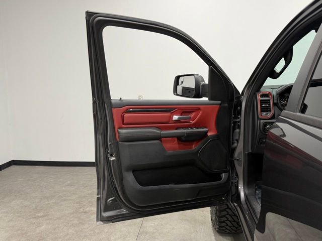 Used 2019 RAM 1500 Rebel AWD/4WD image 13