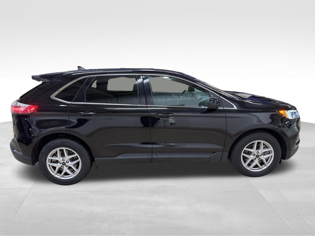 Certified 2024 Ford Edge SEL image 7