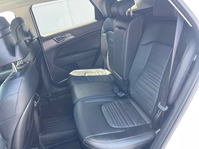 Used 2025 Kia Sportage SX FWD image 18