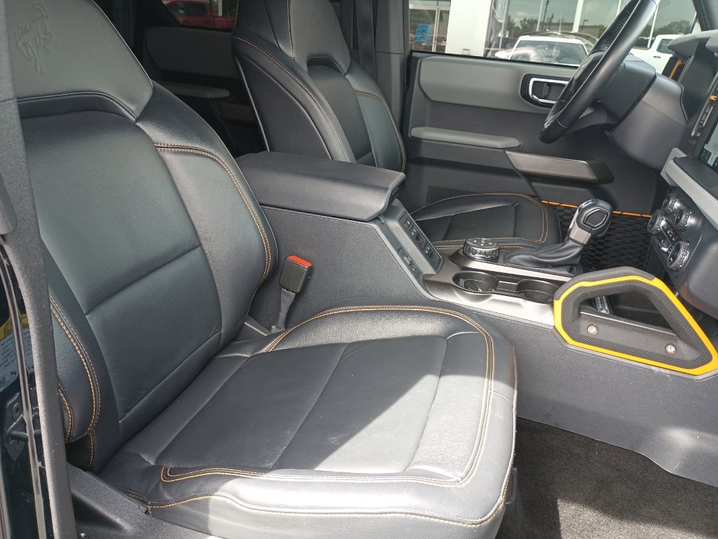 Certified 2023 Ford Bronco Badlands w/ Sasquatch Package AWD/4WD image 29