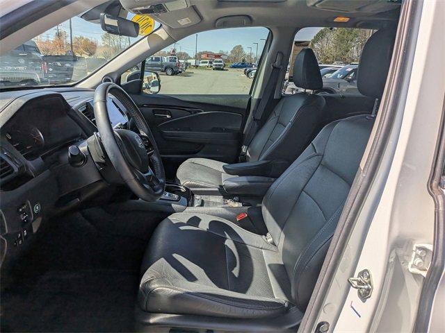 Used 2020 Honda Pilot Elite image 14