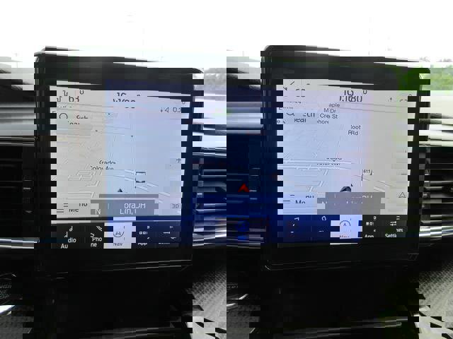 Certified 2022 Ford Explorer ST-Line w/ Class IV Trailer Tow Package image 13