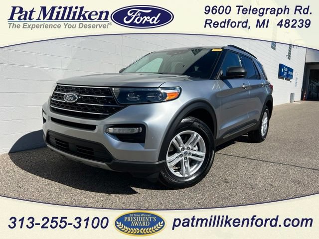 Certified 2024 Ford Explorer XLT w/ Equipment Group 202A AWD/4WD image 1