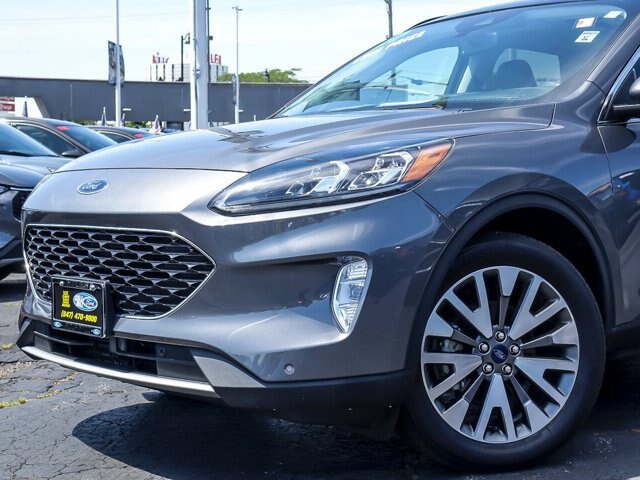 Certified 2022 Ford Escape Titanium w/ Class II Trailer Tow Package AWD/4WD image 3