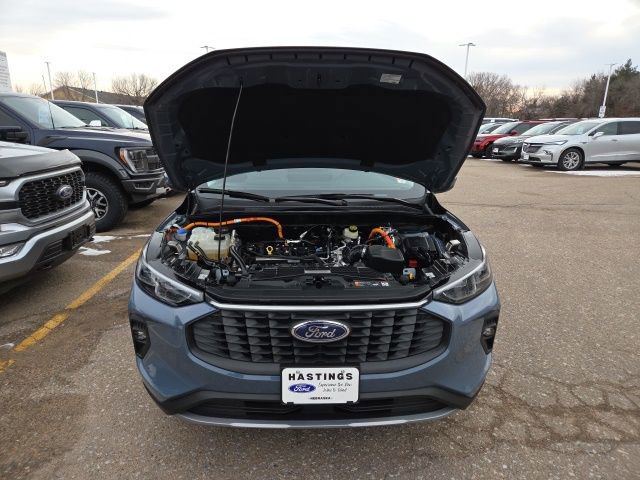 Certified 2025 Ford Escape Platinum image 8
