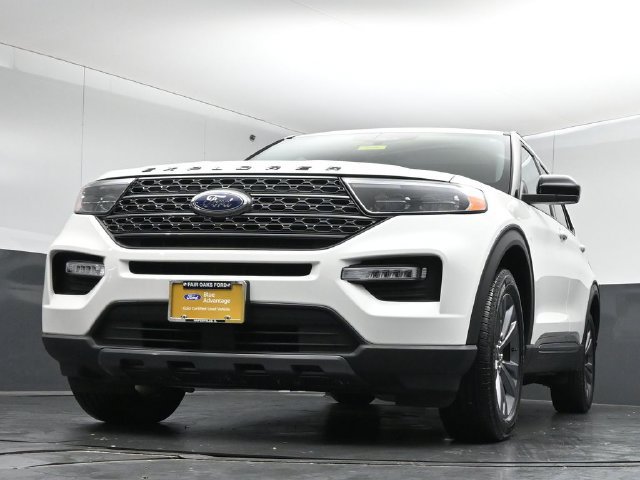 Certified 2024 Ford Explorer XLT w/ Equipment Group 202A AWD/4WD image 39
