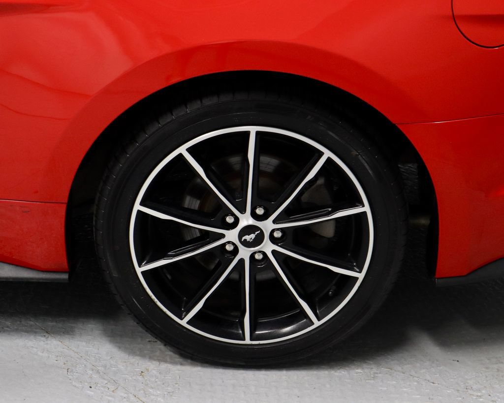Certified 2020 Ford Mustang Convertible w/ Wheel & Stripe Package RWD image 17