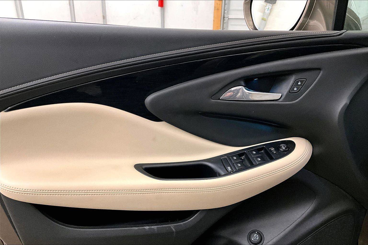 Used 2017 Buick Envision Preferred image 22