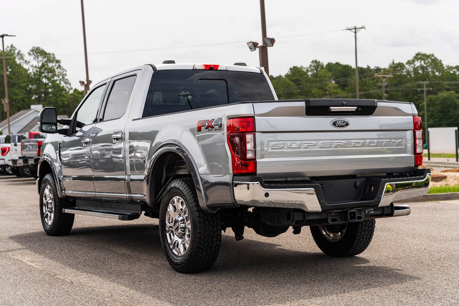 Certified 2022 Ford F250 Lariat w/ Chrome Package AWD/4WD image 4