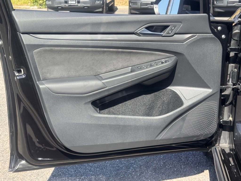 Used 2024 Volkswagen GTI SE image 15