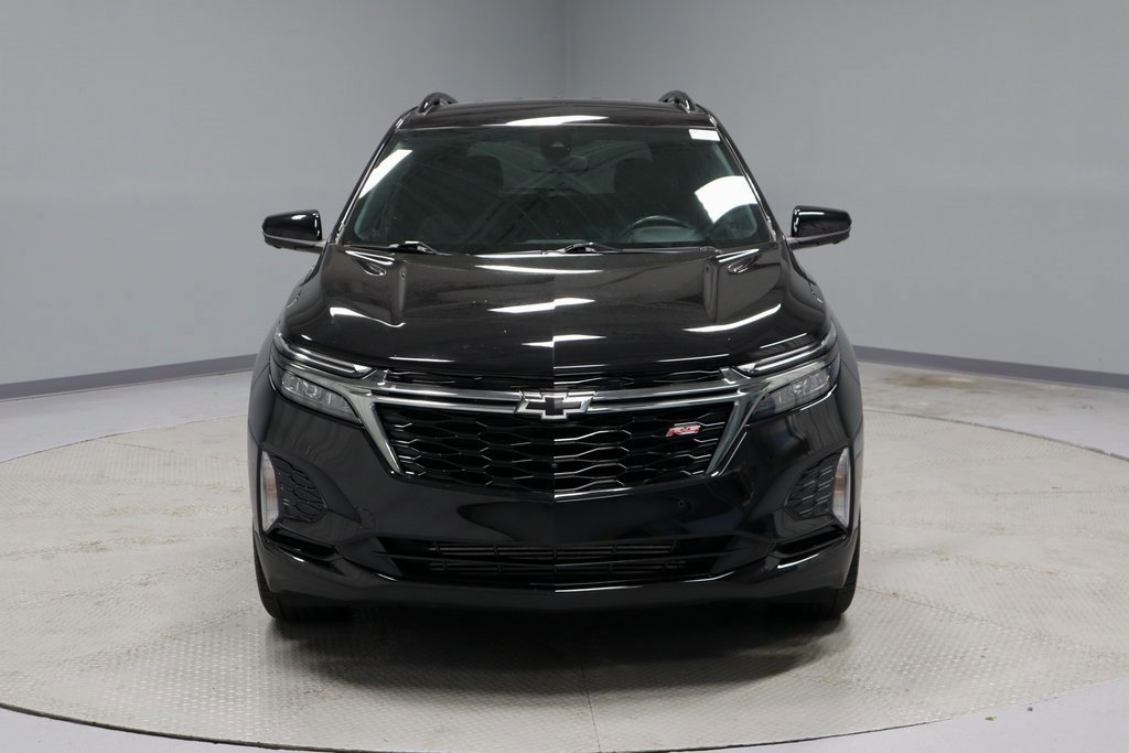 Used 2022 Chevrolet Equinox RS w/ Infotainment Package image 8