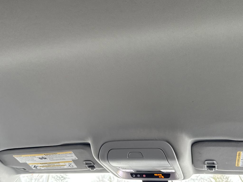 Used 2020 GMC Terrain SLE w/ Driver Convenience Package image 12