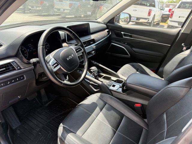 Used 2022 Kia Telluride EX w/ EX Premium Package AWD/4WD image 4