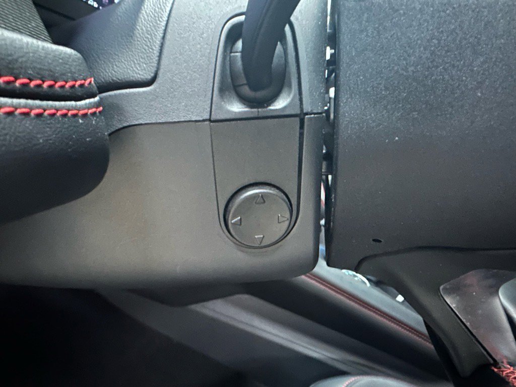 Certified 2025 Ford Explorer ST-Line w/ Premium Package image 41